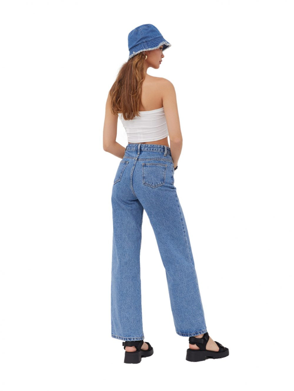 STRAIGHT LEG BUTTON JEANS