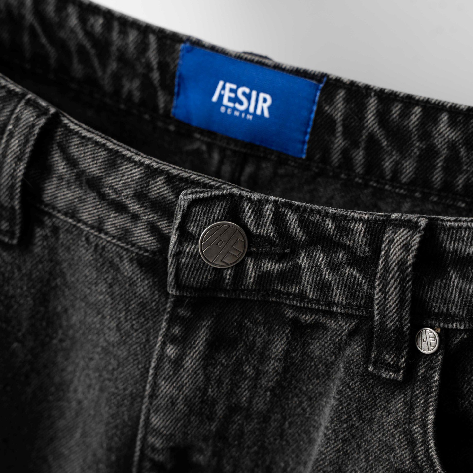 ben-multi-pockets-jeans-aesir