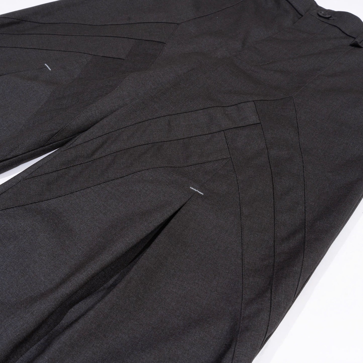 Dark Gray Bamboo Shoot Pleated Trousers