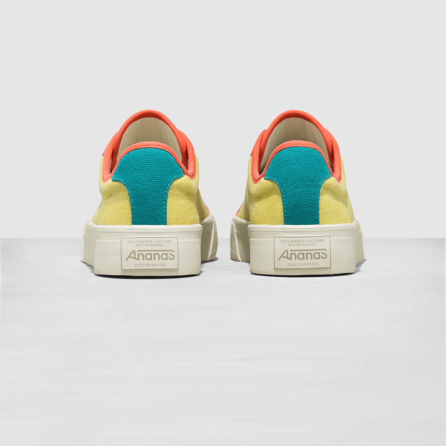 urbas-retrospective-low-top yellow submarine astoud