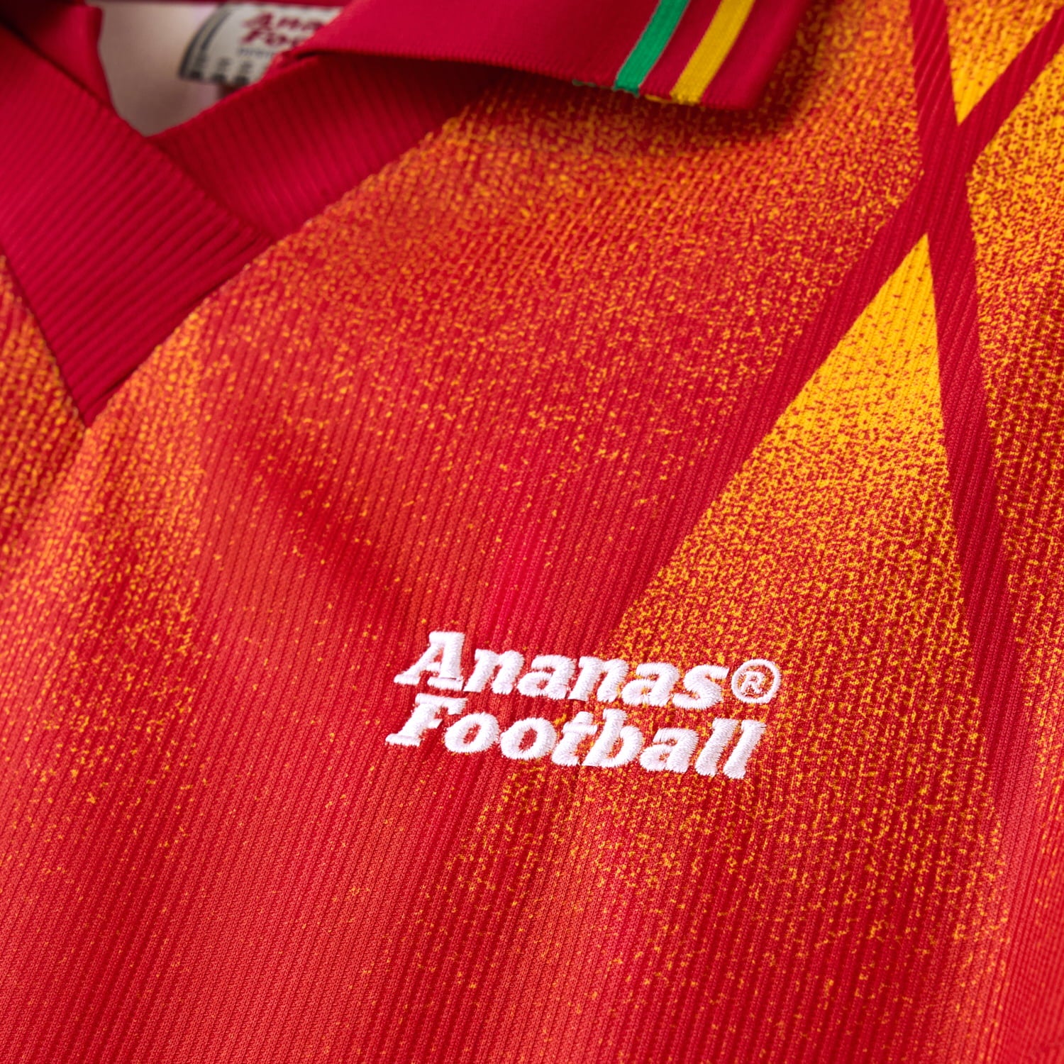 retro-football-jersey-vietnam-95-vi-t-nam-1-high-risk-red ananas astoud