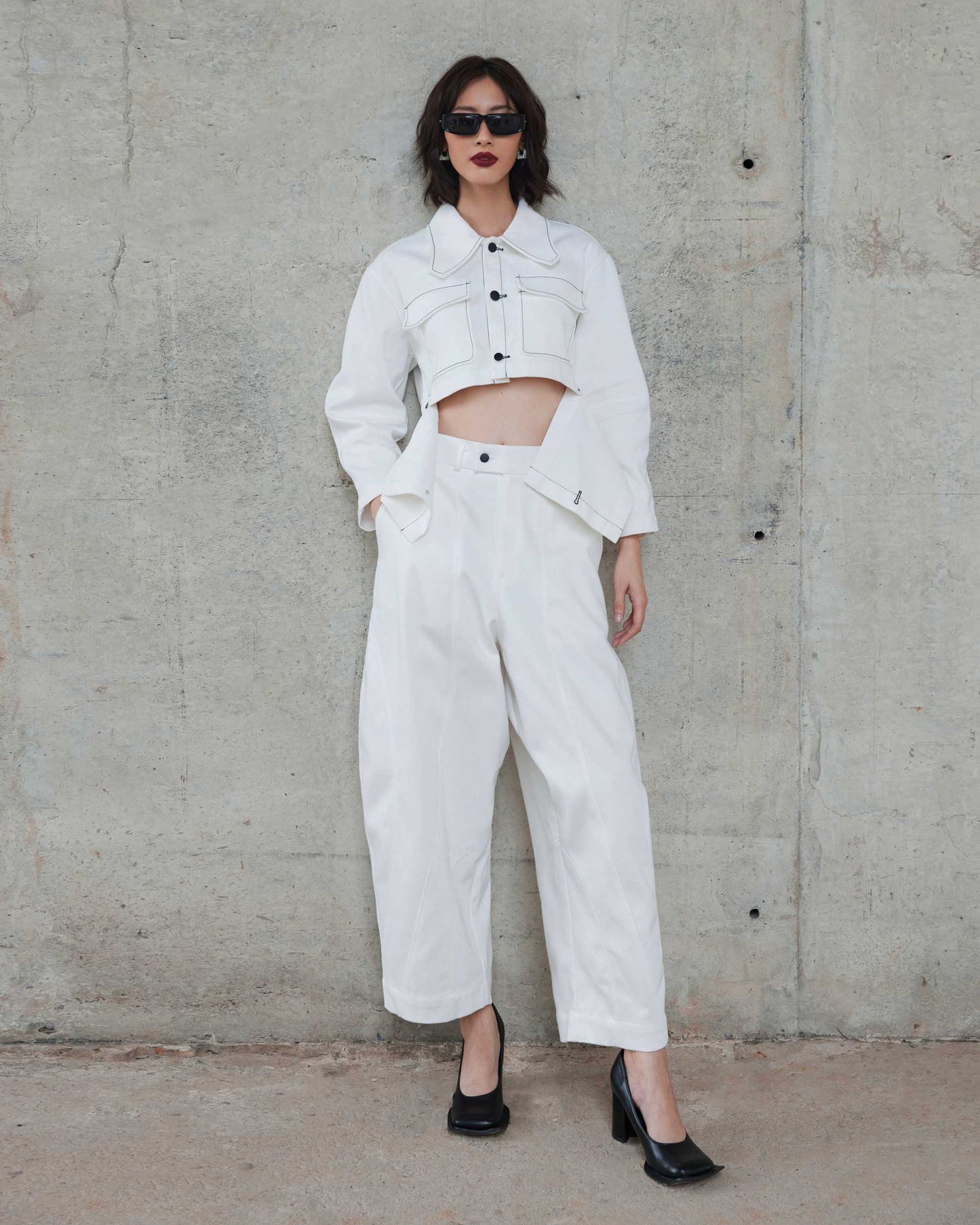 CROOKED PANTS | WHITE