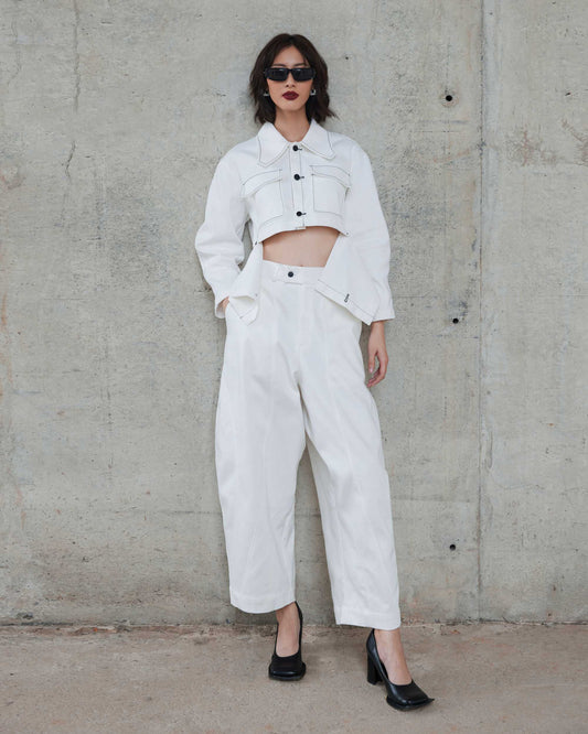 CROOKED PANTS | WHITE